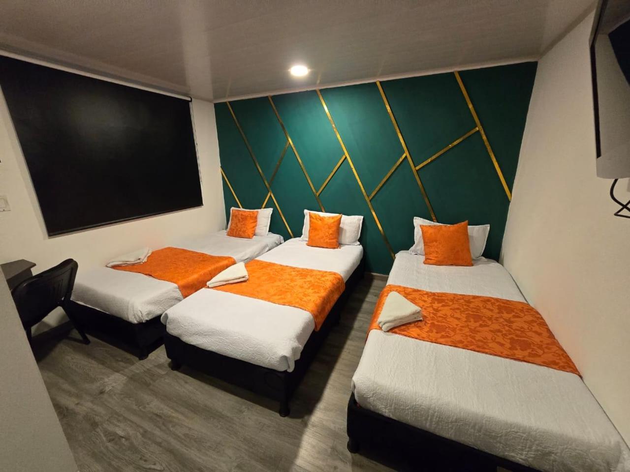 Hotel Kristal Ferial Bogotá Zewnętrze zdjęcie