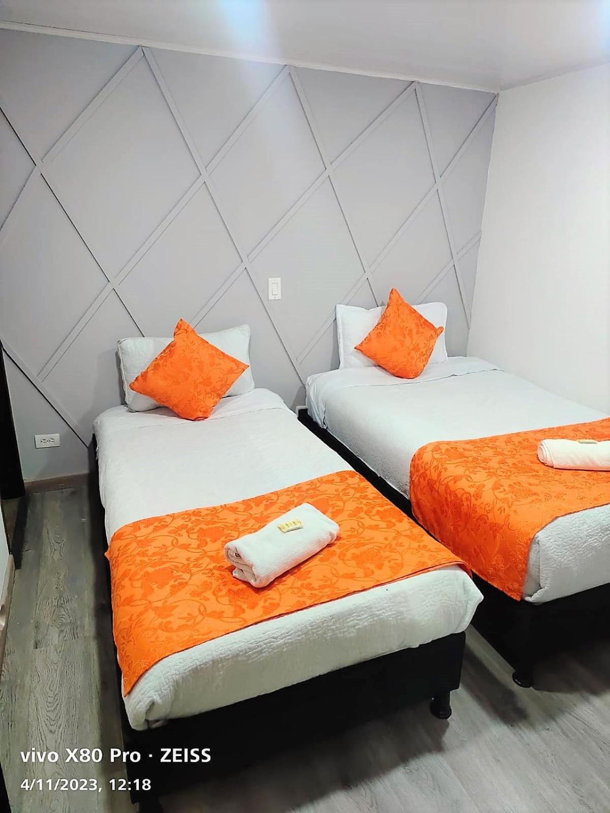 Hotel Kristal Ferial Bogotá Zewnętrze zdjęcie