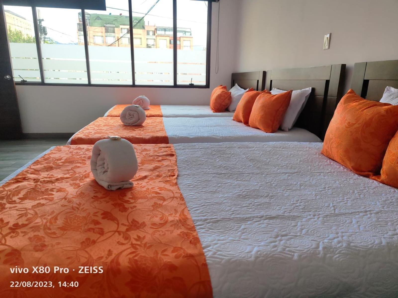Hotel Kristal Ferial Bogotá Zewnętrze zdjęcie