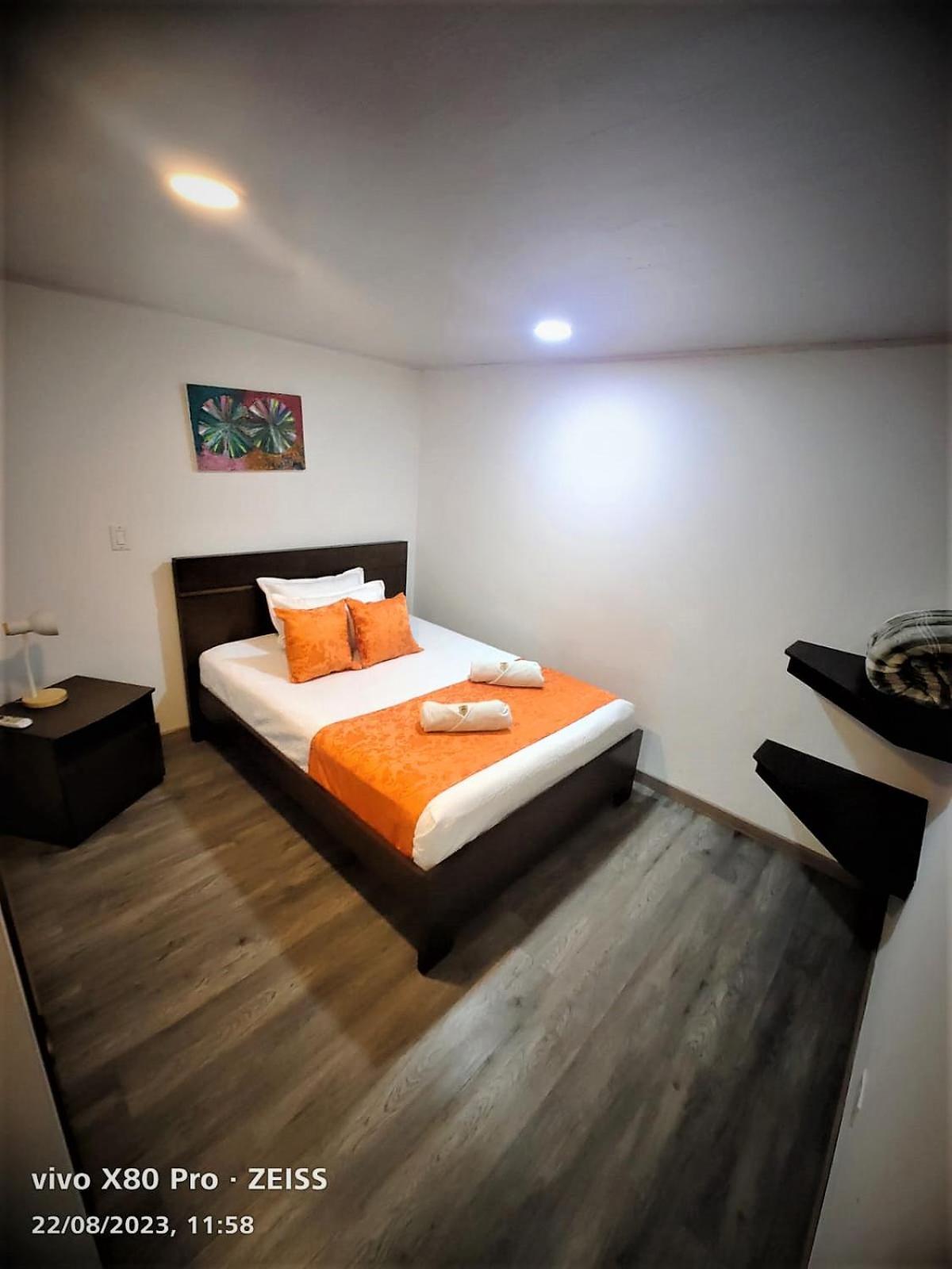 Hotel Kristal Ferial Bogotá Zewnętrze zdjęcie