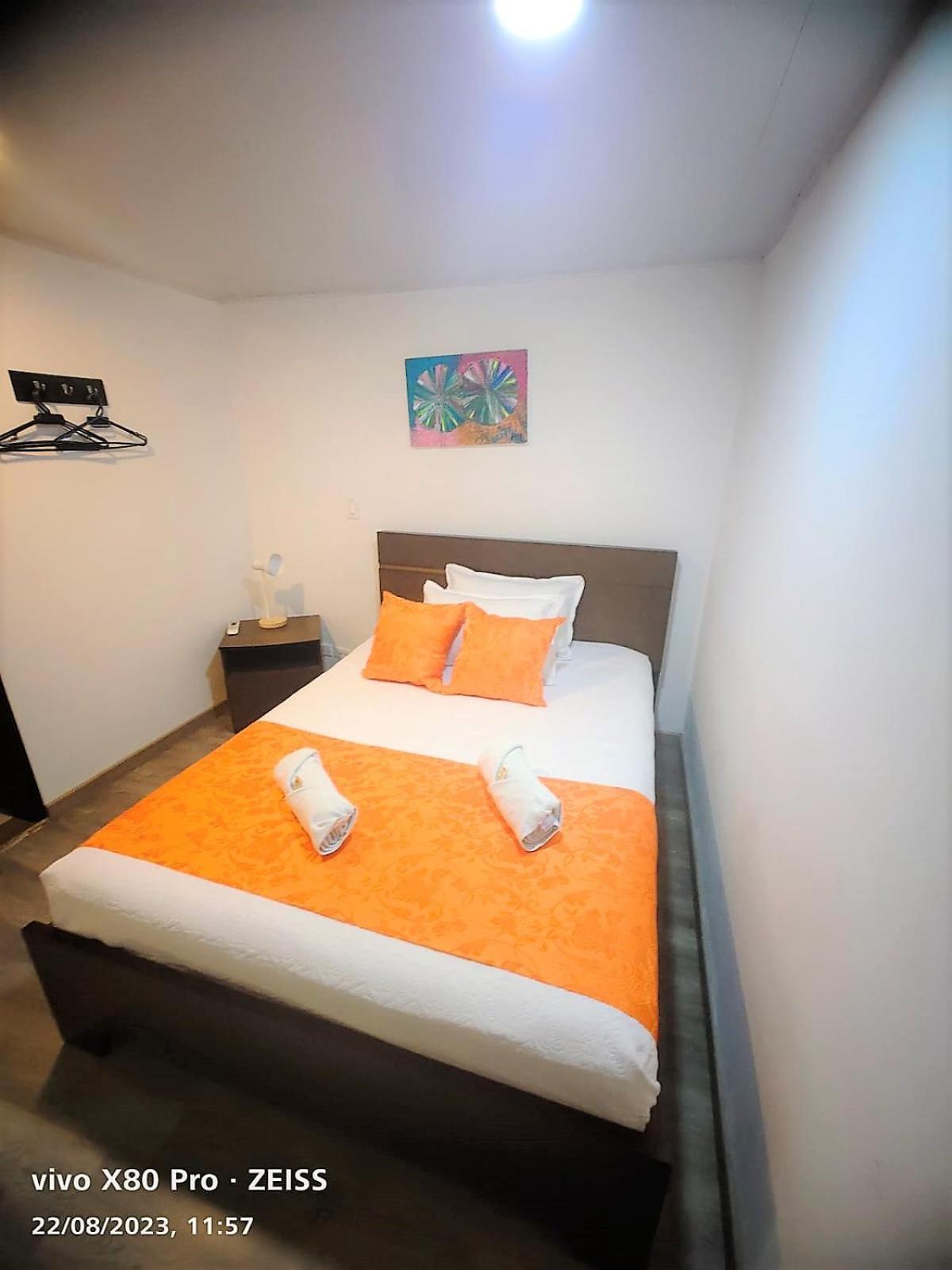 Hotel Kristal Ferial Bogotá Zewnętrze zdjęcie